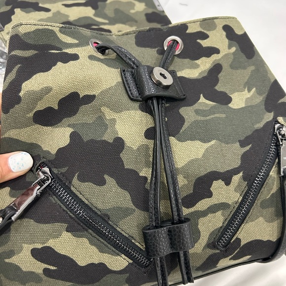 💥PRICE⬇️
 MIX NO. 6 - Camo Back Pack Purse • - Picture 2 of 7